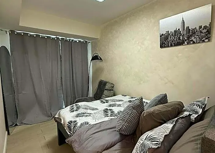 Azure Paranaque Near Naia Airport Free Highspeed Wifi And Netflix 호텔 마닐라